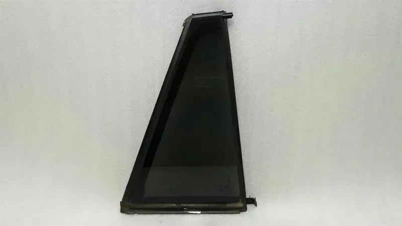 Mercedes R Class W251 Right 1/4 Glass A2517301855 Door Glass 1/4 Rear Right