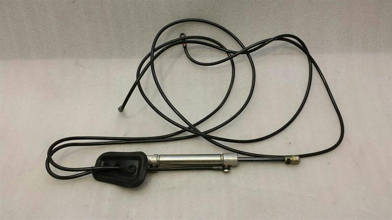 Mercedes R Class W251 boat hydraulic cylinder A2518000148 tailgate cylinder