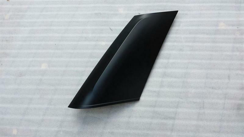 LAND ROVER L320 Right D Post Cover DDG000165PNP D Willow Cover Right