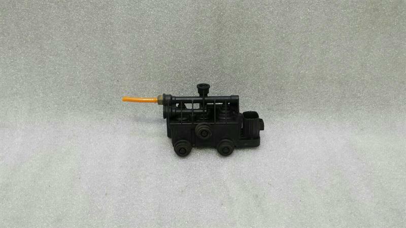 Range Rover Sport L320 Air Suspension Valve RVH000095 Valve Block Air Suspension