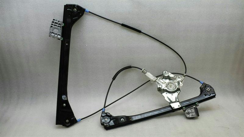 BMW 3 Series E46 Left Front Door Winder 51338229105 Power Window Front Left M3
