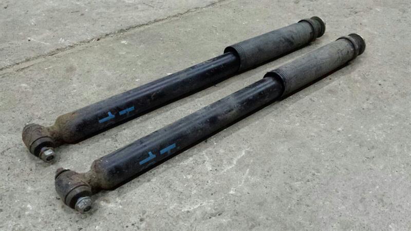 Mercedes CLK W209 Rear shock absorbers A2093260200 Stoßdämpfer hinten L + R