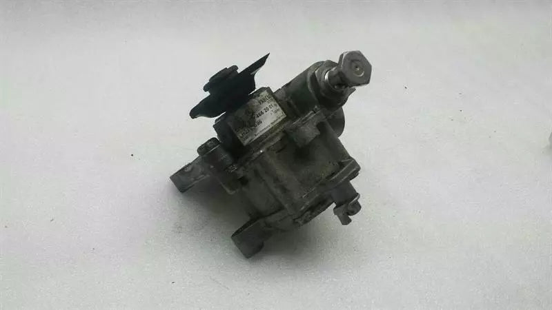 Mercedes CLS W219 Power Steering Pump A0054662001 Servo Pump 128 Bar