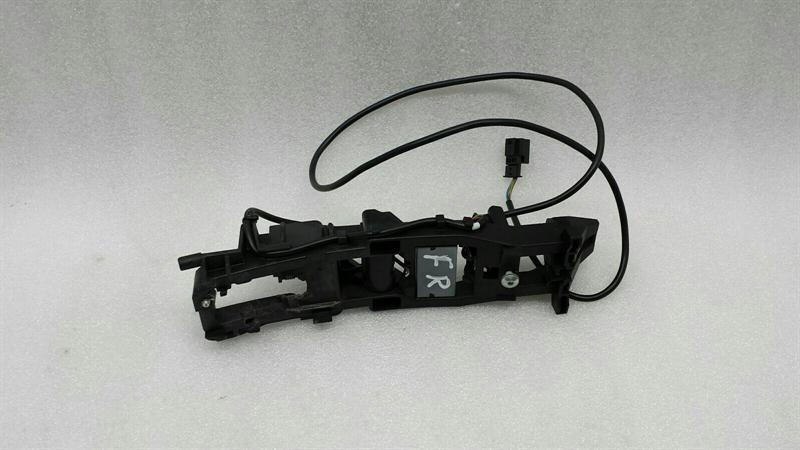 Mercedes CLS W219 Door Inner Handle A2117600234 Interior Door Handle