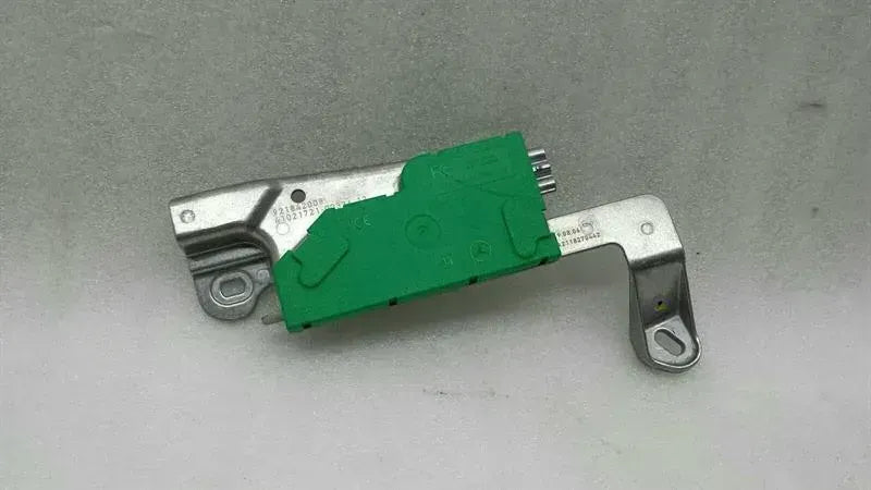 Mercedes CLS W219 Aerial / Antenna A2118270442 Antenna Amplifier