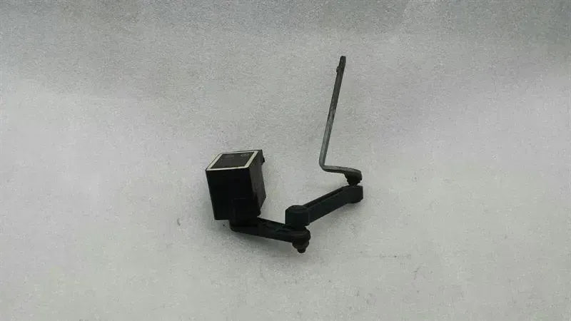 Mercedes GL X164 Level Sensor A0105427717 Xenon Level Sensor