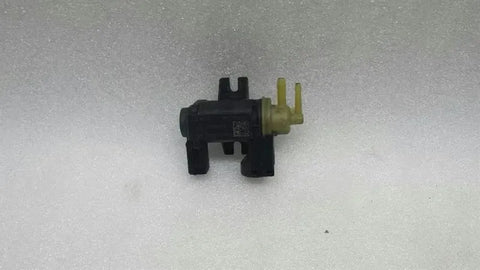 Audi Q5 8R Vacuum Pump 8K0906627 Vacuum Pump Pressure Converter