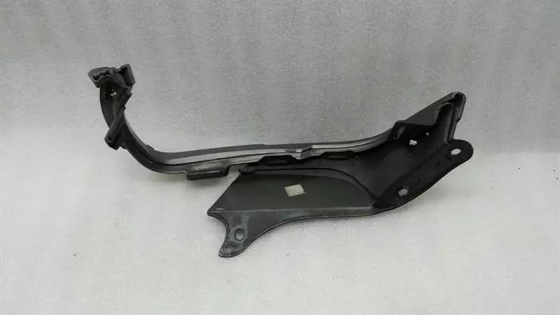 BMW Z4 E85 left rear light cover 51127025641 left bar