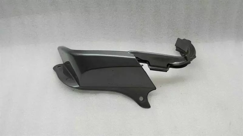BMW Z4 E85 left rear light cover 51127025641 left bar