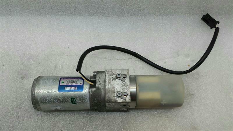 Mercedes S-class W221 tailgate pump A2218001548 hydraulic tailgate pump