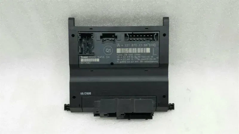 Mercedes S-Class W221 seat control unit left A2218702386 left seat control unit