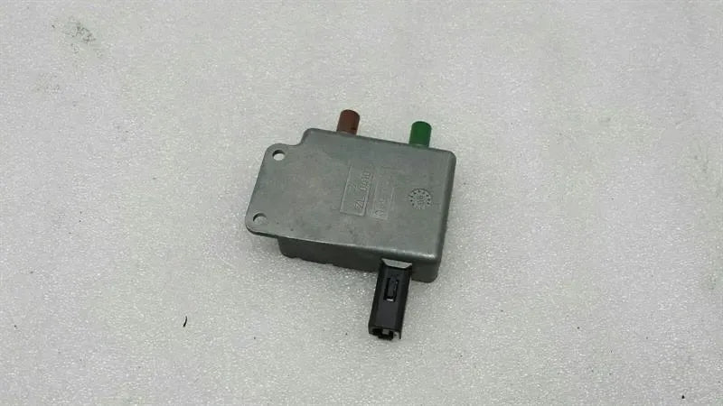 Mercedes CL W216 Antenna Amplifier A2218203789 Antenna