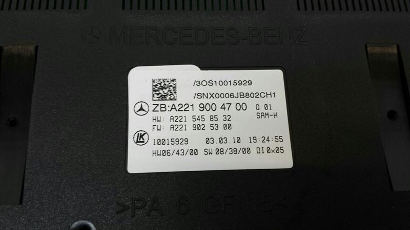 Mercedes CL W216 fuse box A2219004700 fuse box rear rear SAM