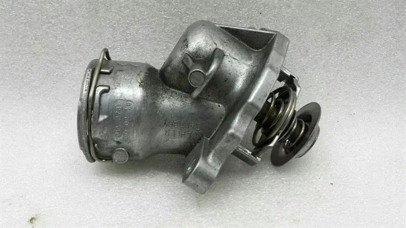 Mercedes CL W216 Thermostat Housing A2732000215 THERMOSTAT HOUSING M273