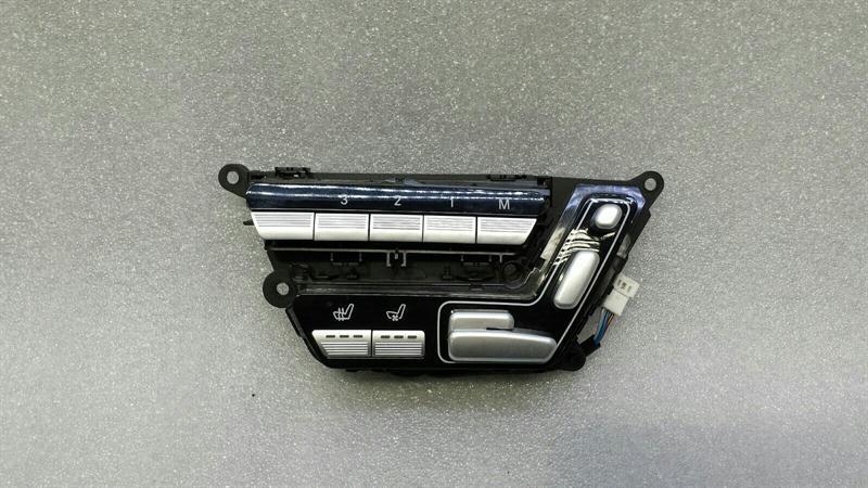 Mercedes S-Class W221 right seat switch A2218701951 seat switch right