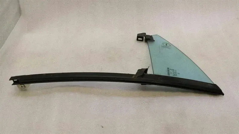 Mercedes CLS W219 Right Rear 1/4 Glass A2197301455 Door Window 1⁄4 Rear Right
