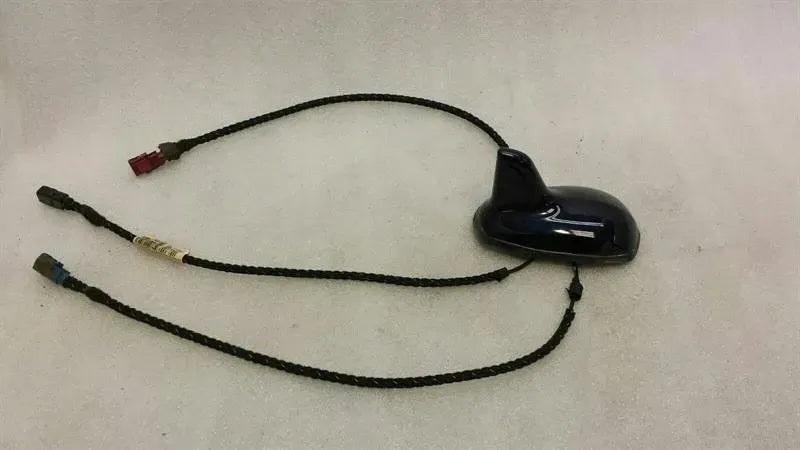 Mercedes CLS W219 Roof Antenna A2118208575 Roof Antenna GPS
