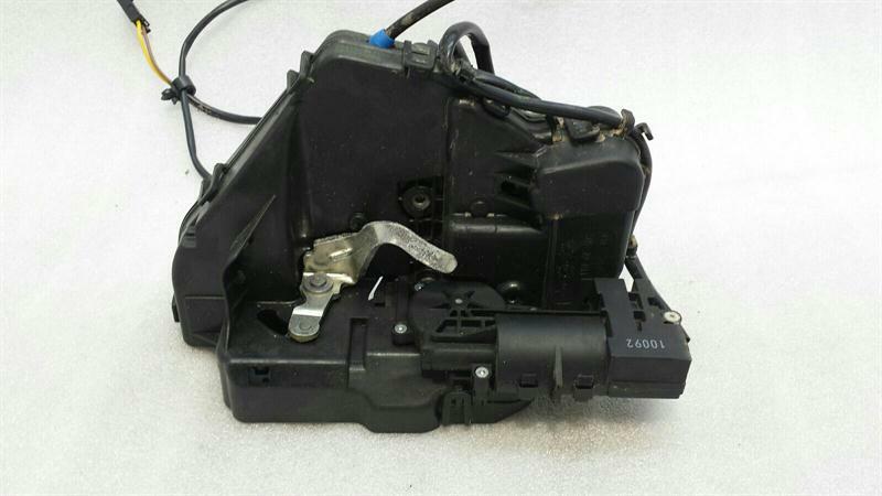 Mercedes CLS W219 RRH door lock A2197301235 door lock rear RE keyless GO