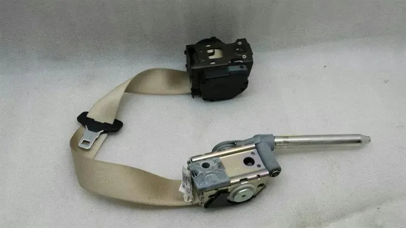 BMW 7 Series E65 E66 Seat Belt Strap Rear Right 7153324 Rear Seatbelt Beige