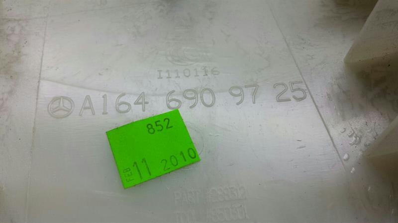 Mercedes ML W164 B post cover left A1646909725 B säule abdeckung links
