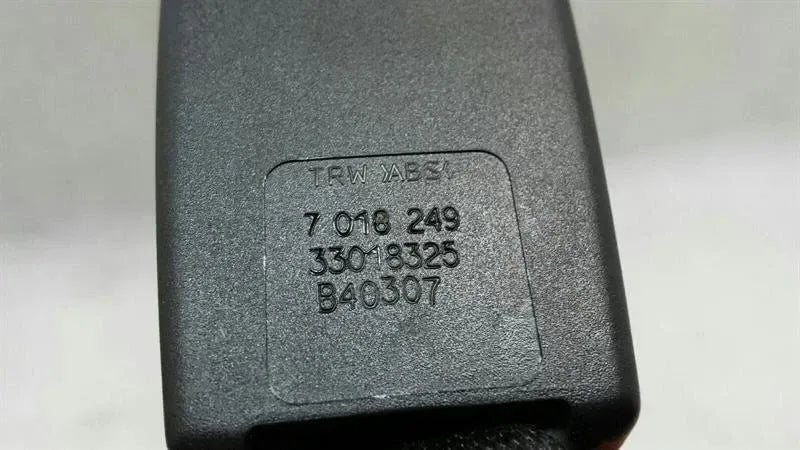 BMW 7 series E65 E66 belt buckle belt middle 7018249 center belt buckle