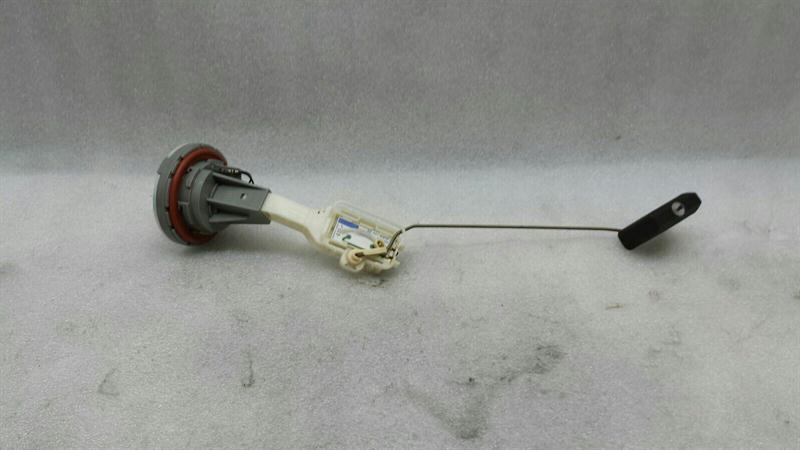 Mercedes SL R230 Fuel Level Sensor A2305420317 Level Sensor M273 V8
