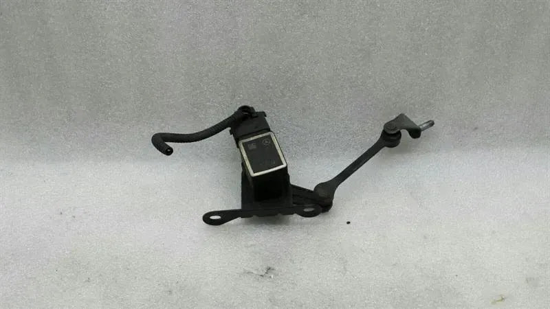 Mercedes SL R230 Xenon Level Sensor A0025428818 Level Sensor