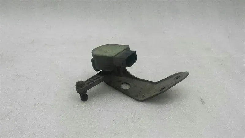 Bentley Continental GT headlight level sensor 4E0907503C level sensor xenon