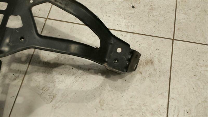BMW 5 Series E60 E61 front panel 51647033741 locksmith front mask