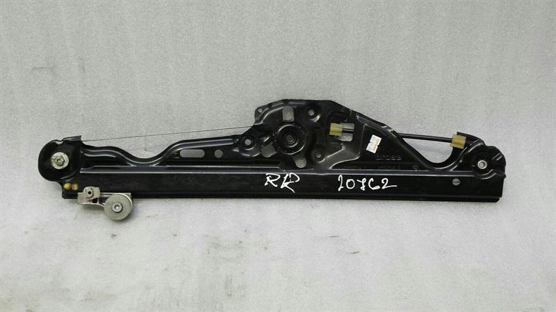 BMW 5 Series E60 Right Rear Door Winder 7184744 Window Regulator Rear Right