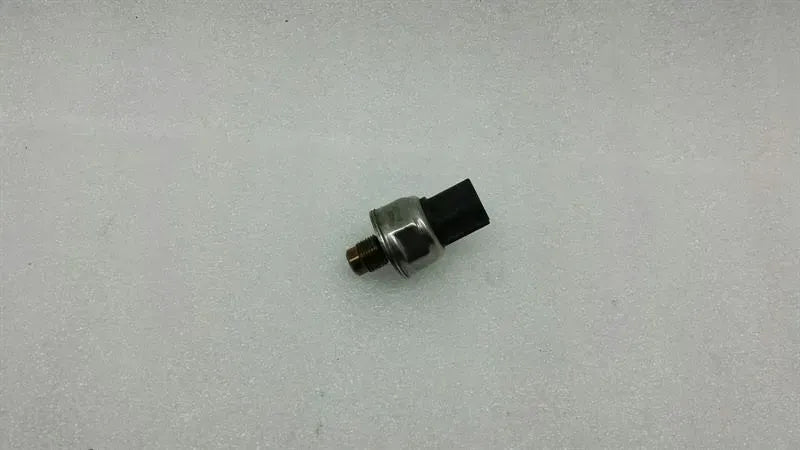 MERCEDES CL W216 FUEL PUMP PRESSURE SENSOR A0045425118 Fuel Pump Sensor