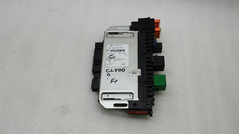 Mercedes CL W215 Fuse Box A0325458332 Fuse Box
