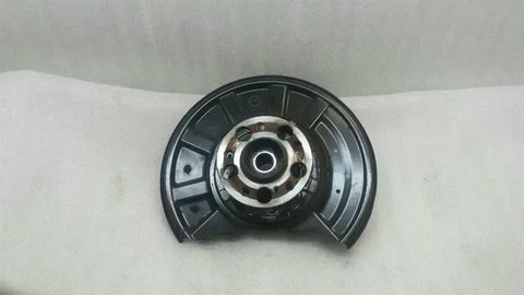 Mercedes E63 AMG W212 Right Rear Hub A2043500841 Wheel Bearing Housing Rear Right