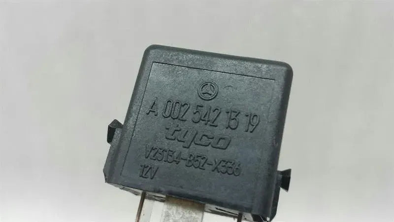 Mercedes CL W216 Relay A0025421319 Relay