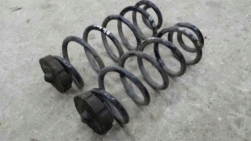Audi S5 8T Rear Coil spring 8K0511115EP Fahrwerksfeder feder hinten