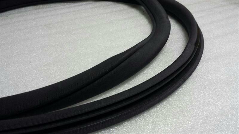 Mercedes E Class W211 Door Seal A2116970151 Door Seals