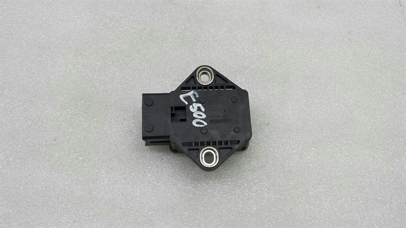 Mercedes E Class W211 YAW RATE Sensor A0025426618 Rotary Rat Sensor