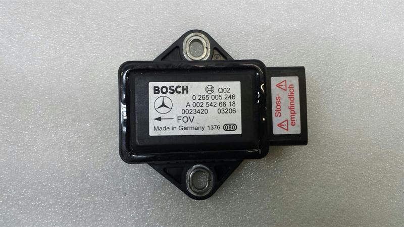Mercedes E Class W211 YAW RATE Sensor A0025426618 Rotary Rat Sensor