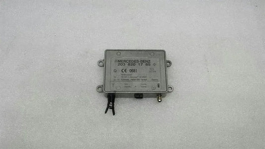 Mercedes C Class W204 Antenna Amplifier A2038201785 Antenna Amplifier