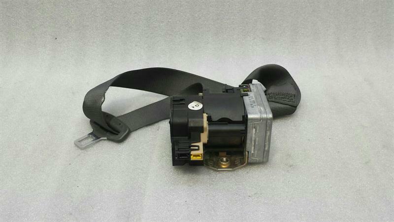 Mercedes SL R230 right front seat belt A2308600285 seat belt belt front RE