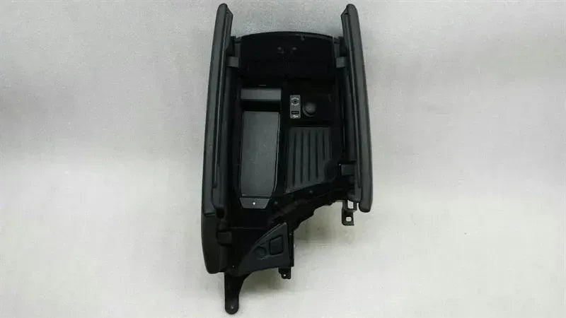 BMW 5 Series F10 M5 RHD armrest 51168050269 right handlebar