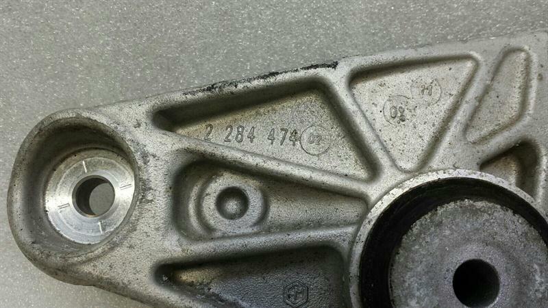 BMW 5 Series F10 M5 rear diff holder bracket 2284474 holder carrier