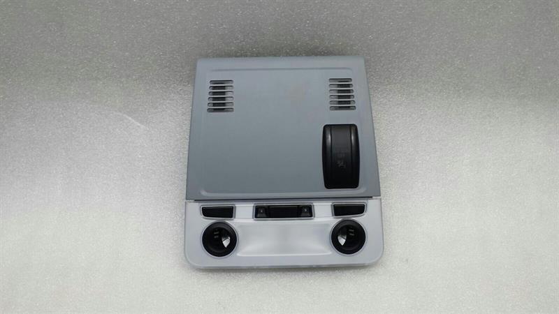 BMW 1 series E81 E87 interior light dome light 9209541
