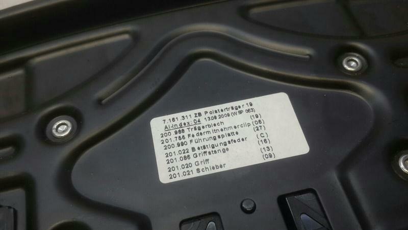 BMW 1 Series E81 Front Right Set Support 7161311 Seat Right Holder