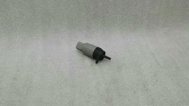 BMW 1 Series E81 Washer Fluid Pump 67126934159 Washwater Pump