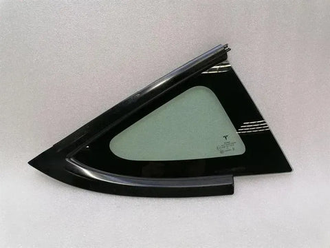 Tesla Model 3 Right Rear Quarter Glass 1514979-01-C Door Panel 1/4 Rear