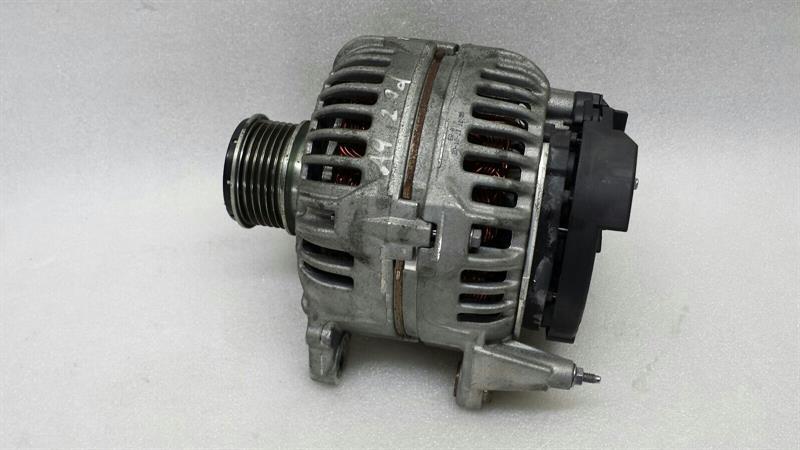 2011 Audi A4 8K 2006-2012 Alternator 13L903023 Alternator