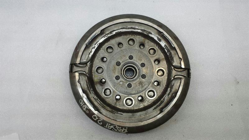 VW Passat 2010 Clutch Basket 03L105266BS 03L105264Q flywheel + clutch kit