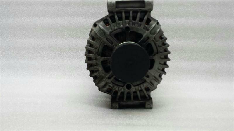 Mercedes E Class W212 W204 Alternator A0141541102 Alternator 150A M651