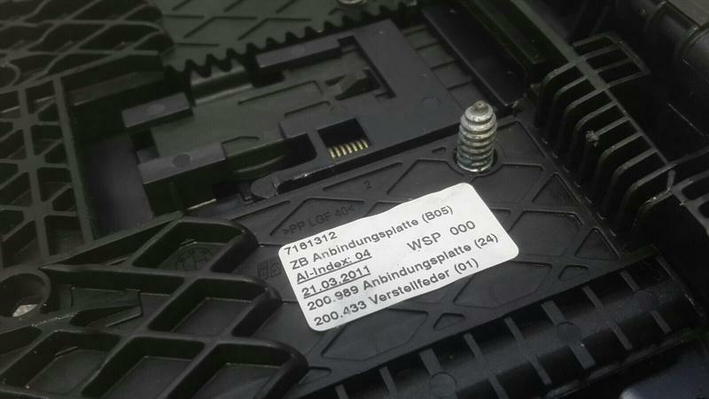BMW Z4 E89 left seat support 7161312 seat left holder